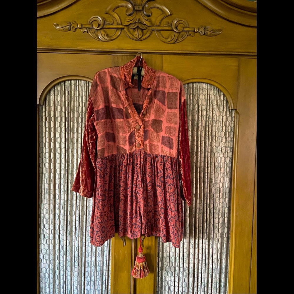 Vintage ✨boho✨ oversized velvet swing blouse